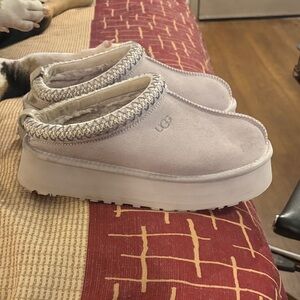 UGG Soft Gray Casual Slip-Ons